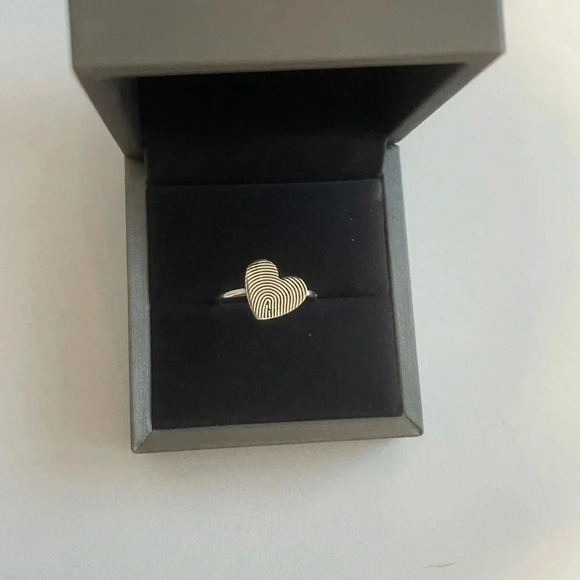 Fingerprint Heart Ring – Size 10 - Picture 6 of 8
